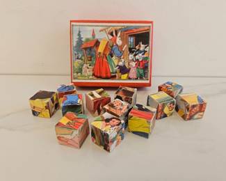 Lot 8919 Vintage Fairy Tale Cube Puzzle in Box