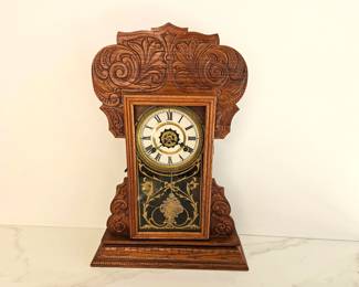 Lot 8984 Antique Wood Waterbury Mantel Clock