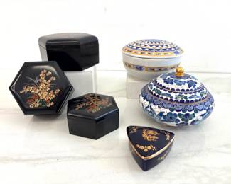 Lot 9010 Porcelain Lidded  Nesting Melamine Trinket Boxes