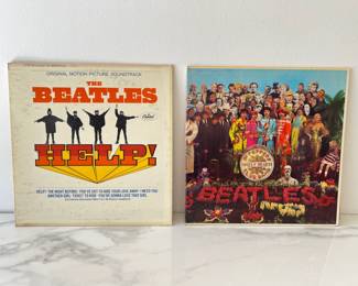 Lot 8822 The Beatles Vinyl Records