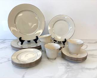Lot 8771 Lenox China Maywood Pattern