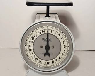 Hanson Vintage Kitchen Scale, Circa 1950s