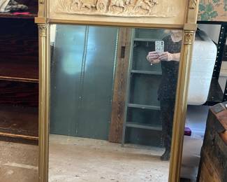 Neo Classical Mirror