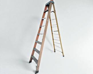 metal 7 ft ladder 30.00