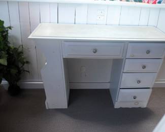 $40.00 white desk