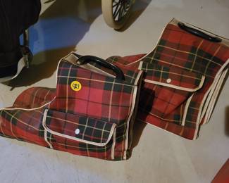 vintage ice skating shoes