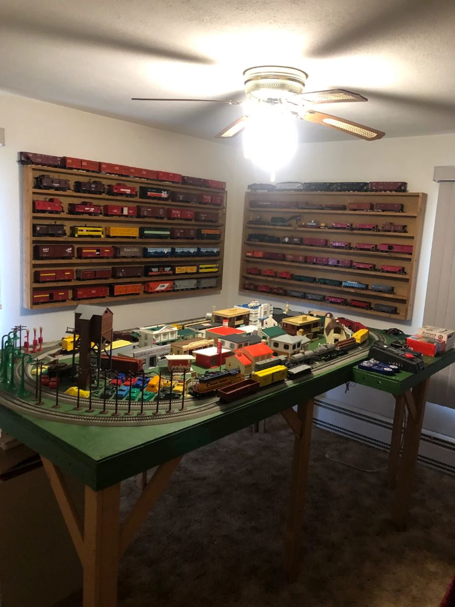 train table and display shelves