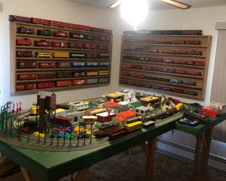 train table and display shelves