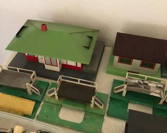 Lionel train accessories