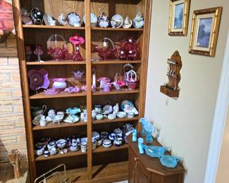 Plates, Teacups and Saucers