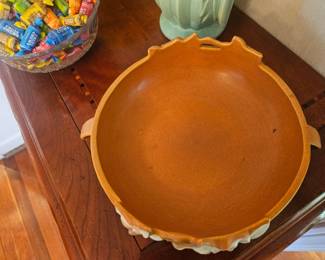 Roseville Console Bowl