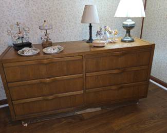 Lane MCM dresser
$100