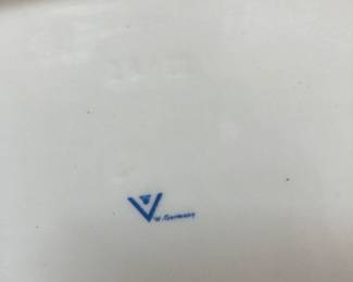 Hummels have the stylized Bee Trademark 3 Hallmark or earlier