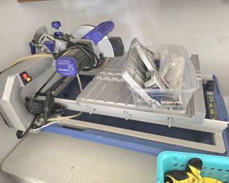 Tile saw