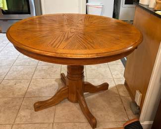 3.5  ft kitchen table