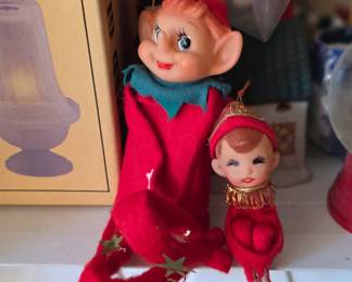 Vintage Christmas, Elf on a Shelf