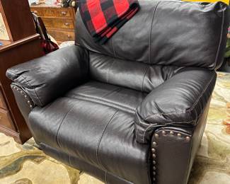 Extra wide, extra comfy! 