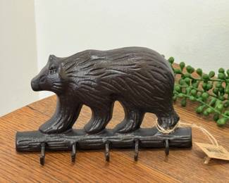 99 ParkDesignsCastBearKeyHookBurl