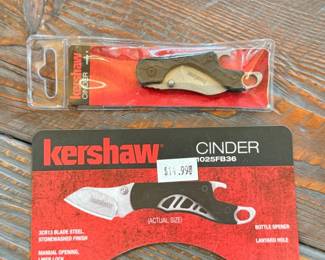 43 KershawCinder1025XKnifeBottleOpenerLanyardHole