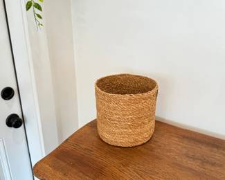 162 EarthRugsJuteFiberBasket