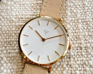 30 SlidebeltsChampagneGenuineLeatherStainlessSteelWatch