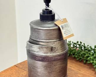 161 AntiqueFarmhouseMilkPitcherDispenser