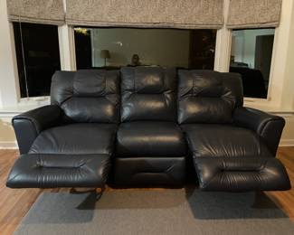 Lazy Boy Navy Blue genuine leather electric sofa. Approx 83" wide