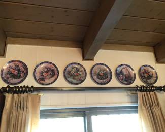 Decorative collector plates