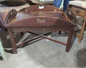 Oval coffee table, wood, 22.5"h x 33" w x 25.5" d