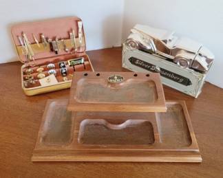 Walnut Pipe Stand and Cufflink Set