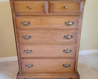 Ethan Allen Early American Chest of Drawers