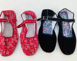 Kung Fu Mary Happy Shoes