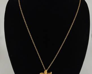 Gold Tone Sea Star Necklace and Earring Set