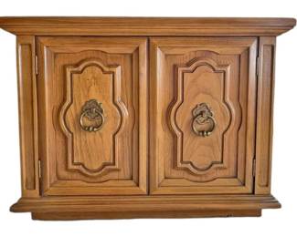 Thomasville French Regency Style End Table 