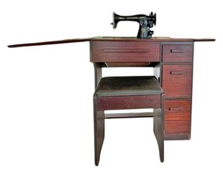 Vintage 1951 Singer Sewing Machine wTable 