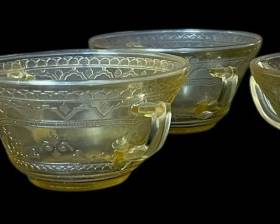 Federal Glass Co. Vintage Cream Soup Bowl 