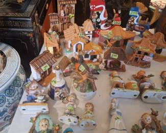 Vintage Figurines.  (all in good shape)