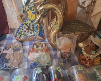 International Dolls, Brass Swan Planter