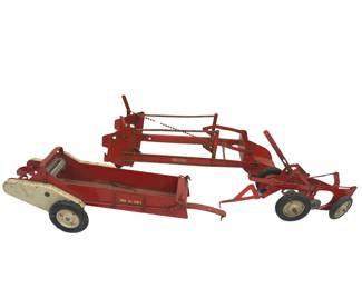 Vintage Tru-Scale Implements Plow Manure Spreader Pressed Steel Toy