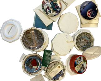 Collectible Plates Christmas Animals all you see