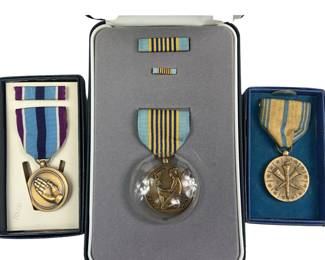 Military Medals US Air Force Airman's Complete + Campaign Service Reserve & Humanitarian
