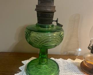 Alden lamp missing chimney 