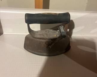 Several nice Sad irons 