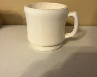 Shaving mug