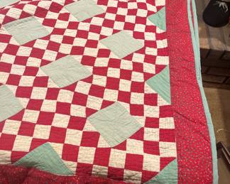 Hand quilted quilt 