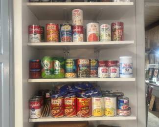 Canned goods 