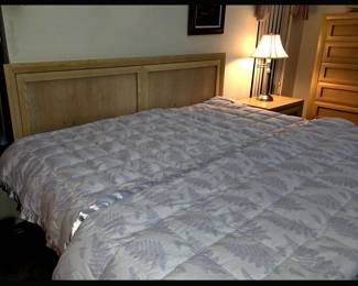 Thomasville King Bed