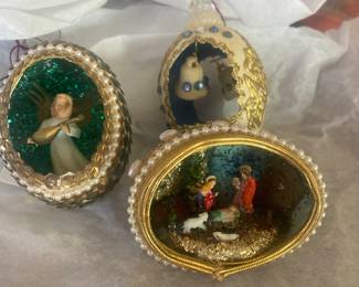 Eggshell ornaments