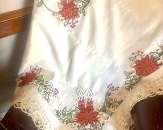 Elegant Christmas Tablecloth 68x80