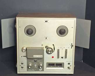 Vintage AKAI 1710W Reel to Reel Tape Recorder